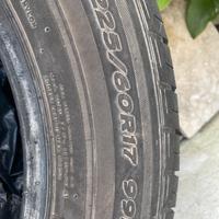 Pneumatico gomma Copertone hankook 225/60/17 opti