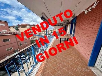 2 LOCALI A NAPOLI