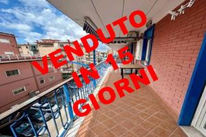 2 LOCALI A NAPOLI