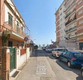 Nettuno elegante bilocale arredato