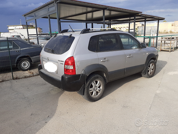 Hyundai tucson 2.0 td 05 ricambi