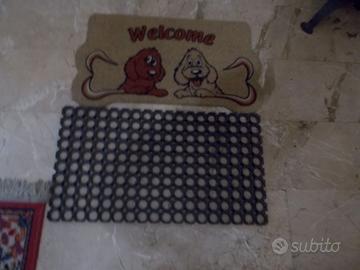 Zerbini per porte di casa di cui uno in gomma 