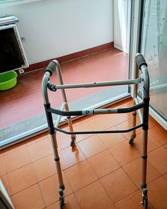Deambulatore pieghevole in alluminio anteamed