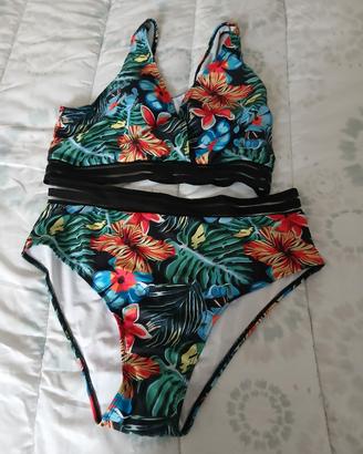 2 pezzi costume tg 54 /56 nuovo senza cartellino 