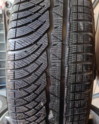 4 Pneumatici 235/40 R18 Michelin Pilot Alpin Pa4 *