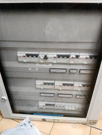 quadro elettrico + interuttori 