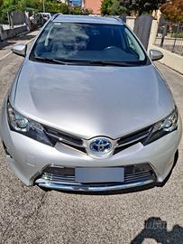 TOYOTA Auris Touring Sports (Station Wagon) 1.8 Hy