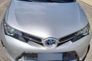 TOYOTA Auris Touring Sports (Station Wagon) 1.8 Hy