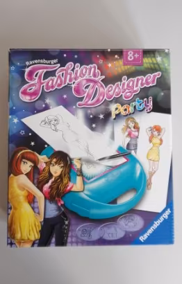 Fashion designer per disegnare ragazze alla moda