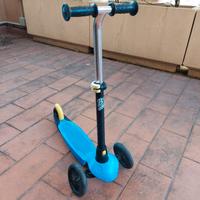 Monopattino a 3 ruote per bambini