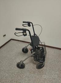 Deambulatore 4 ruote ortopedico