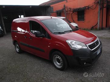PEUGEOT PATNER 3 POSTI