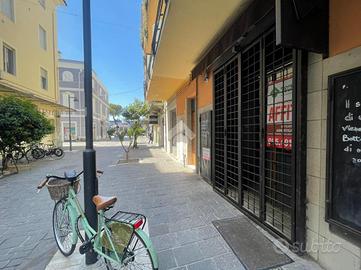 NEGOZIO A PESCARA