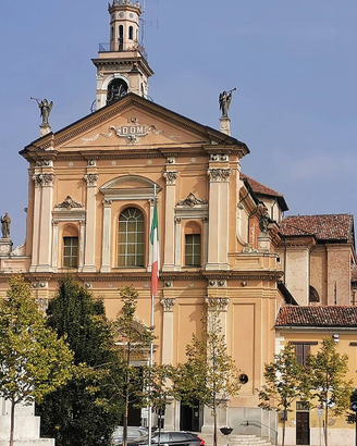 Quadrilocale CON GARAGE E GIARDINO PRIVATO