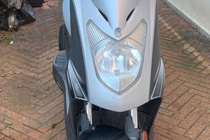 Scooter Kymco Agility 125