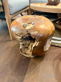 Pouf in legno massello