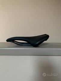 Sella bdc in carbonio