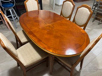 Tavolo anni 70 con N. 6 sedie