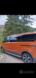 Ford tourneo custom Active