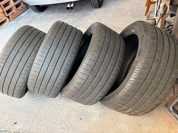 255/40/R19 Bridgestone