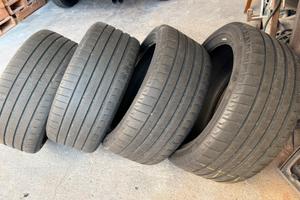 255/40/R19 Bridgestone