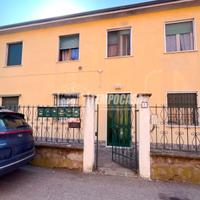 LUMINOSO BILOCALE AL PIANO TERRA CON BOX AUTO!