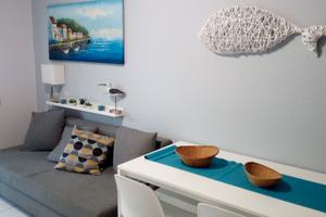 Bilocale con posto auto e terrazzo 5' dal mare