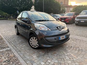 Peugeot 107 benzina