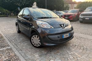 Peugeot 107 benzina