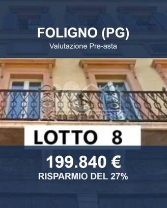 Immobile in asta di 159 m² con box auto a Foligno