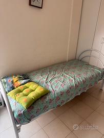 3 letti singoli in ferro bianco