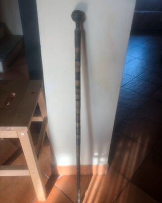 Bastone da passeggio e da difesa