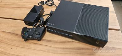 Xbox One + controller originale + cavi