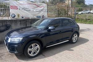 Audi Q5 2.0 TDI 150 CV Business Sport Blockshaft/B