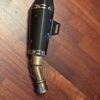 Marmitta sportiva in carbinio Gladius 650