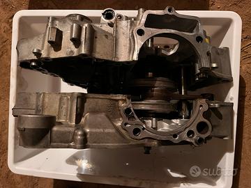 Ricambi yzf 250 2020