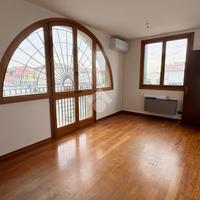 UFFICIO A SAN GIORGIO IN BOSCO