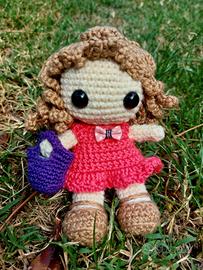 Bambolina amigurumi Emma, pezzo unico fatta a mano