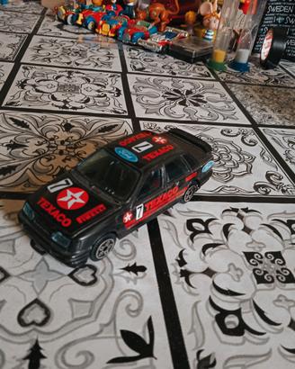 Modellino Ford Sierra rally 1:43 anni 90