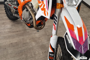 Ktm exc-f 250 six days