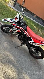 Moto mondial 125 SMX