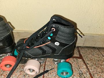 Pattini a rotelle per bambino e protezioni