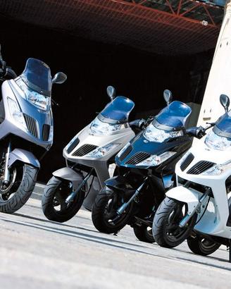 Ricambi dink 200i motore completo disponi