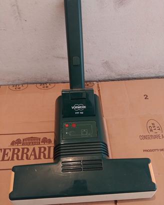 Battitappeto lavamoquette Folletto FTV 732