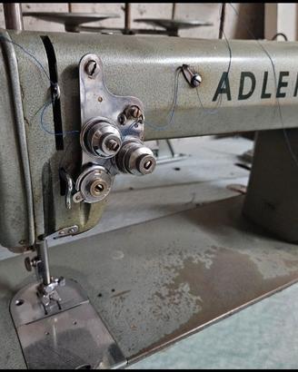 Macchina da cucire pofessionale Adler