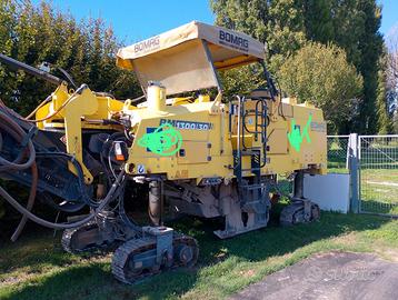 Fresa asfalto bomag 1300