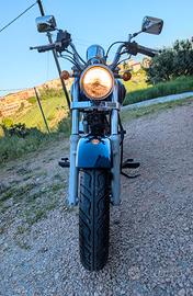 Suzuki GZ 250 Marauder 