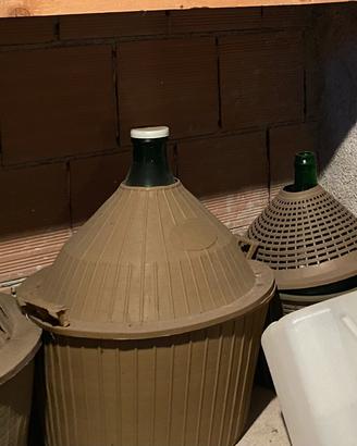 Bottiglie da vino usate