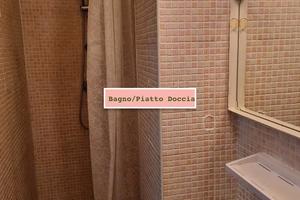 Tiburtina case rosse monolocale arredato