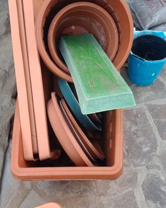 fioriere e vasi plastica nuovi